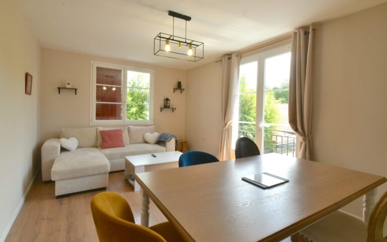 Appartement 5 pièces rénové avec jardin