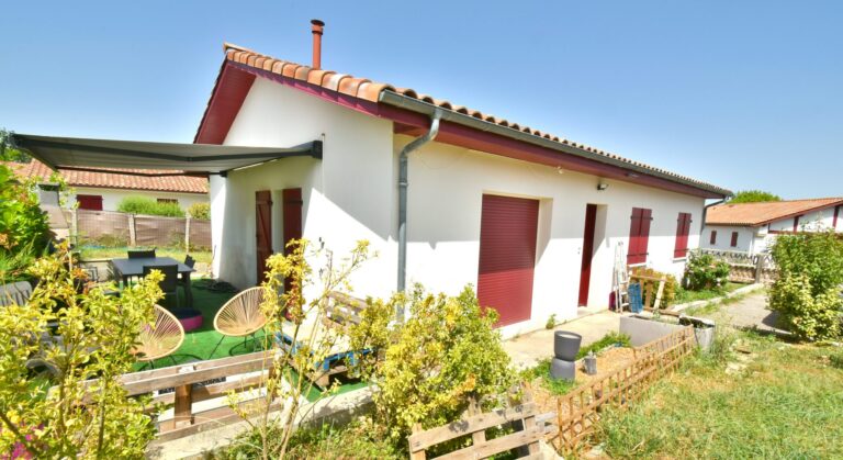 Maison récente de plain-pied – 90 m² – Terrain de 965 m² – DPE A